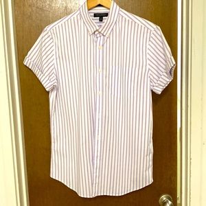 Banana Republic short sleeve tech stretch cotton dress shirt. Medium tall.